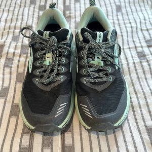 Brooks cascadia trail running shoe.